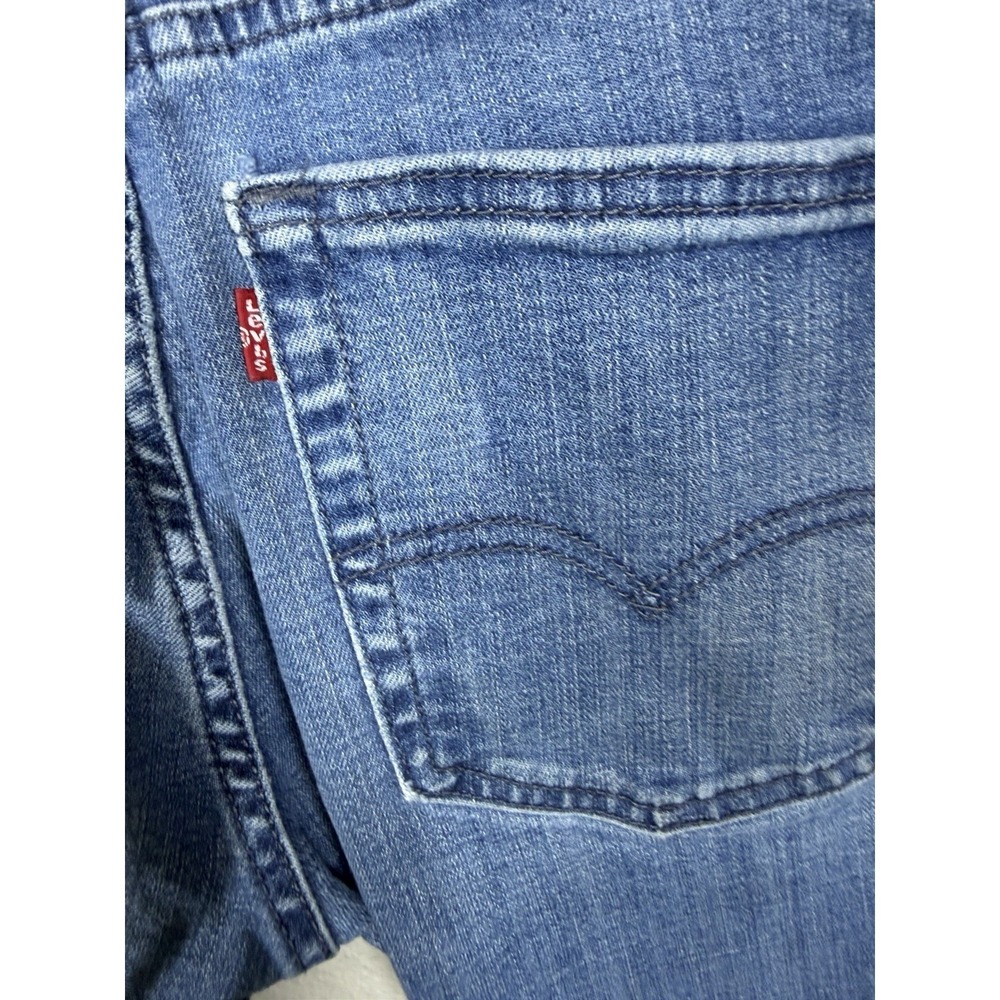 Levi's 514 Men's 30 x 27.5, Medium Wash Straight Leg WaterLess Pants